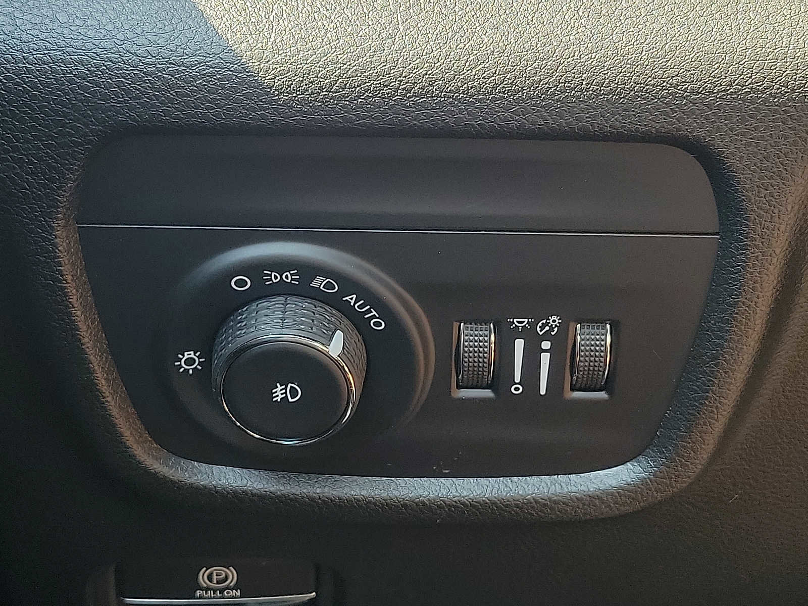 New 2024 Jeep Grand Cherokee L Limited image 11