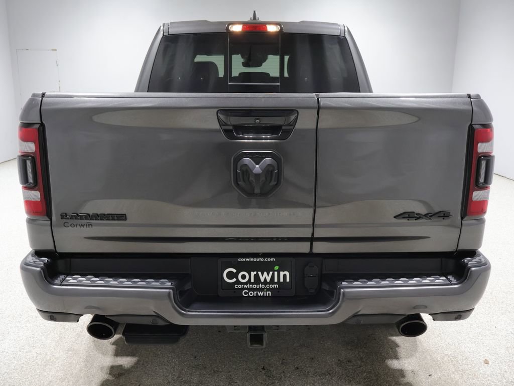 Used 2024 RAM 1500 Laramie AWD/4WD image 3