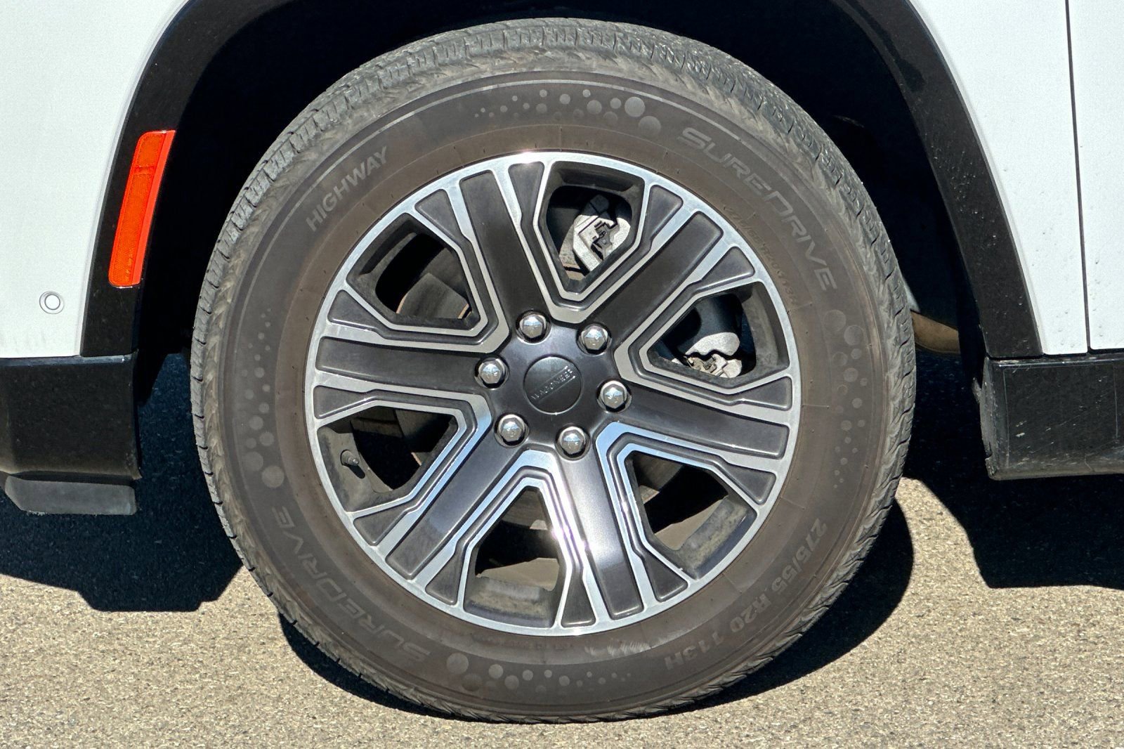 Used 2024 Jeep Wagoneer L Series II w/ Flexible Seating Group image 44