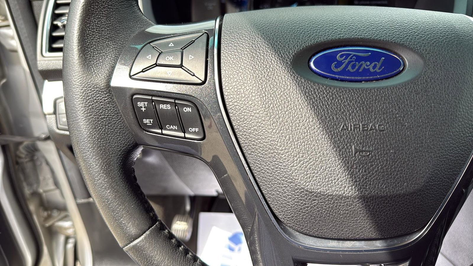 Used 2016 Ford Explorer Limited image 17