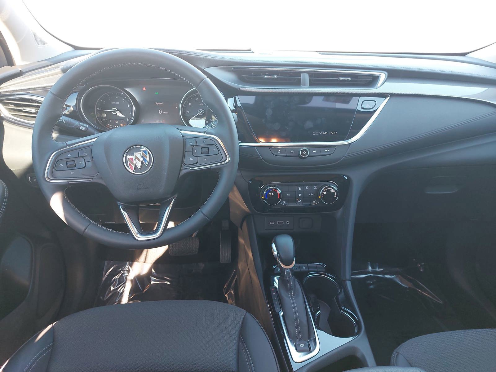 Used 2023 Buick Encore GX Preferred w/ Cold Weather Comfort Package FWD image 9