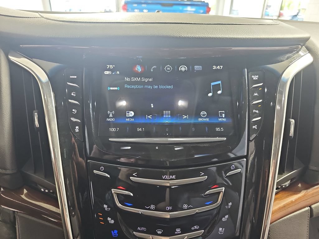 Certified 2018 Cadillac Escalade ESV Luxury AWD/4WD image 28