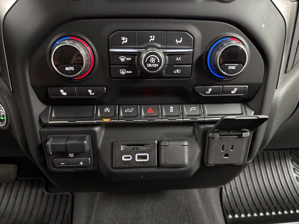 Used 2019 Chevrolet Silverado 1500 LT w/ Texas Edition RWD image 26