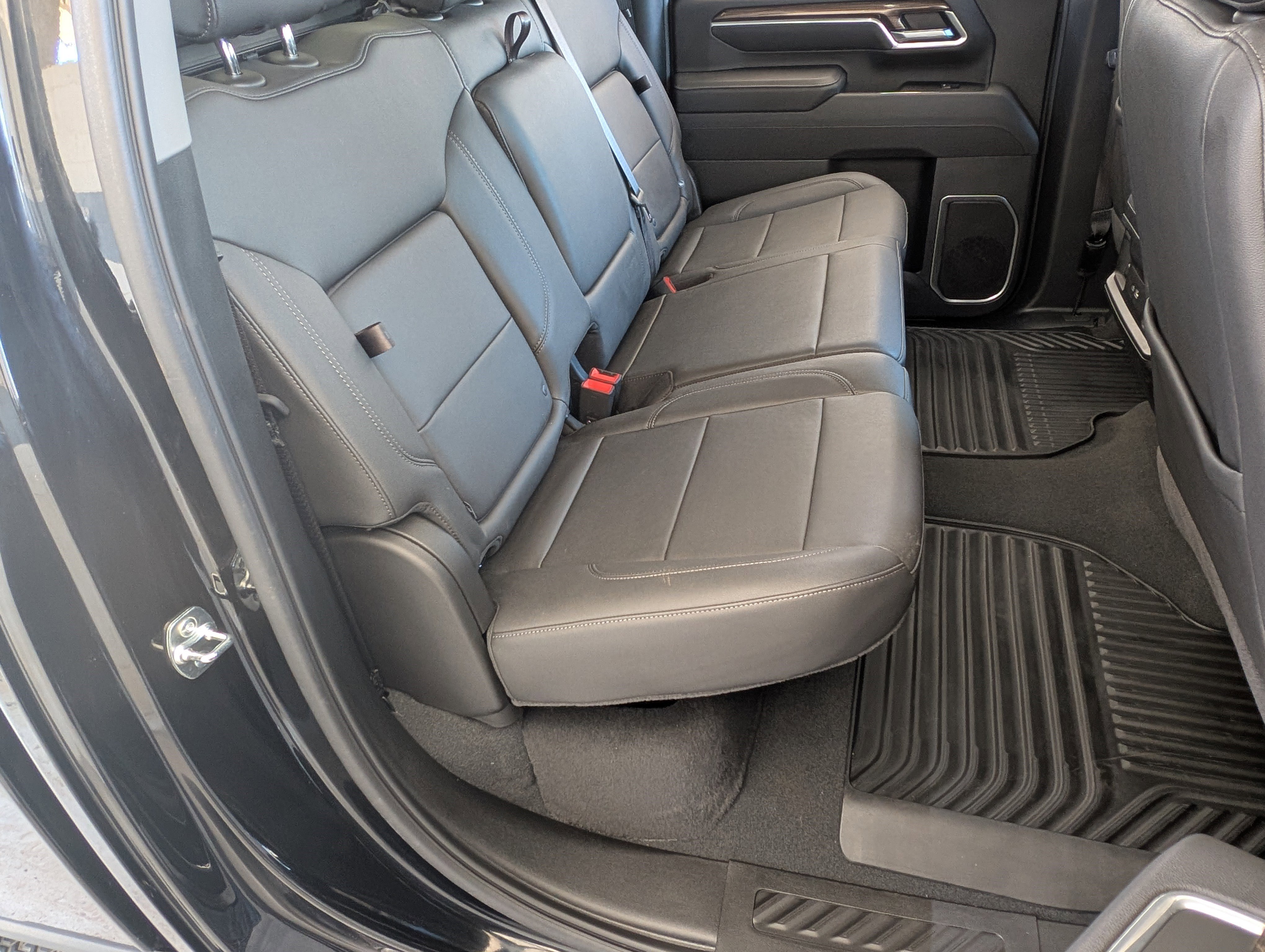 Used 2025 Chevrolet Silverado 2500 LT w/ Trail Boss Package AWD/4WD image 19