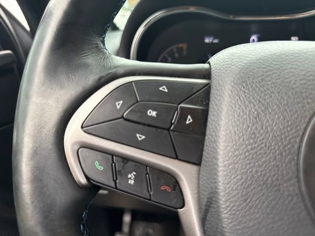 Used 2019 Jeep Grand Cherokee Laredo image 15