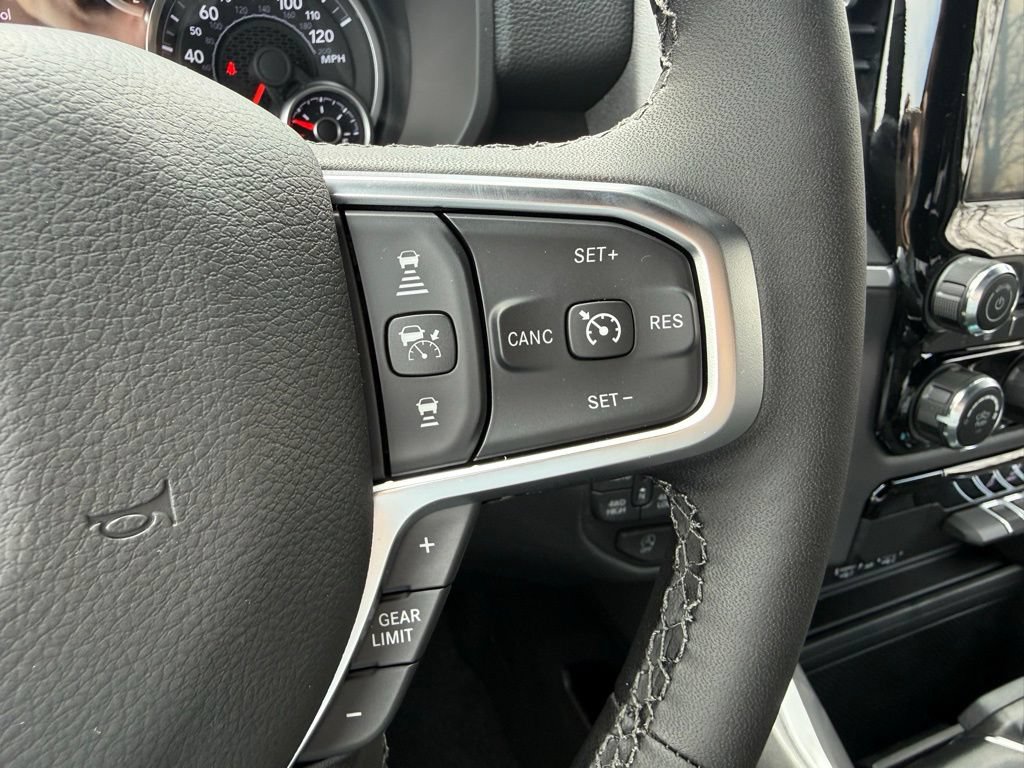 New 2026 RAM 1500 Big Horn AWD/4WD image 16