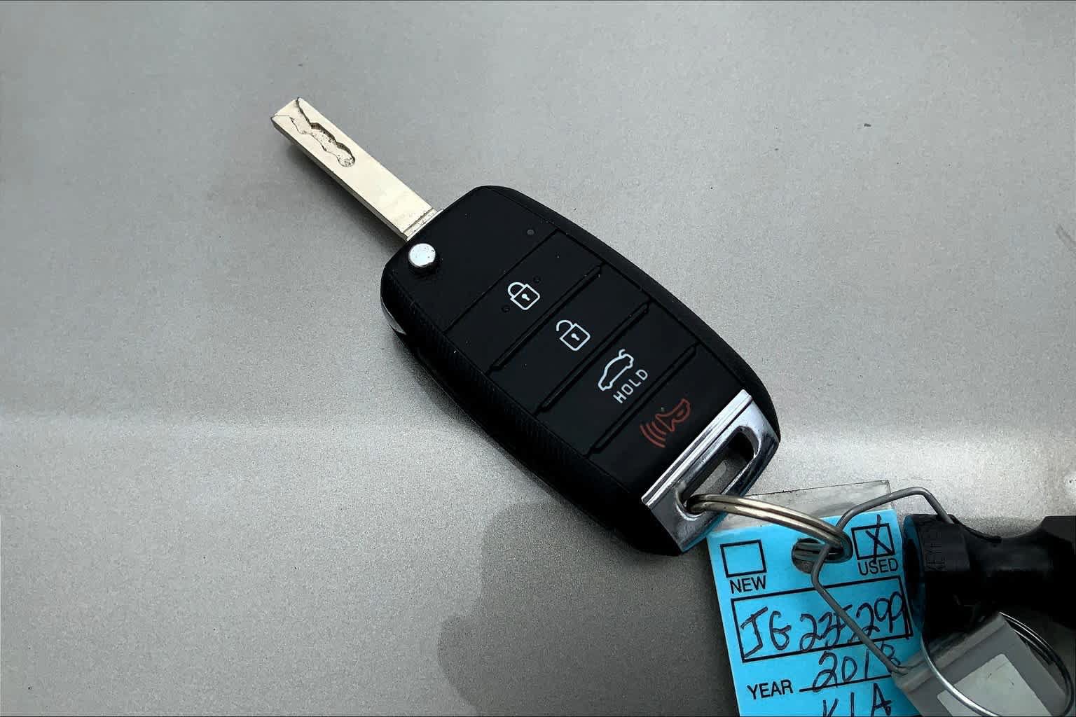 Used 2018 Kia Optima LX FWD image 15