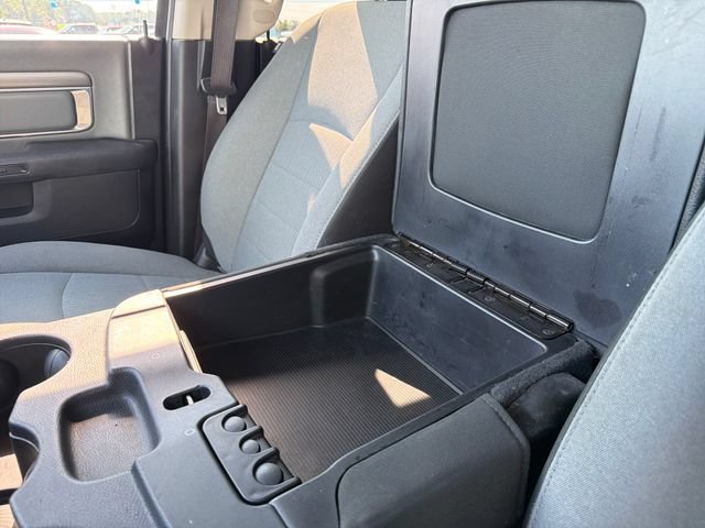 Used 2021 RAM 1500 Classic SLT AWD/4WD image 21