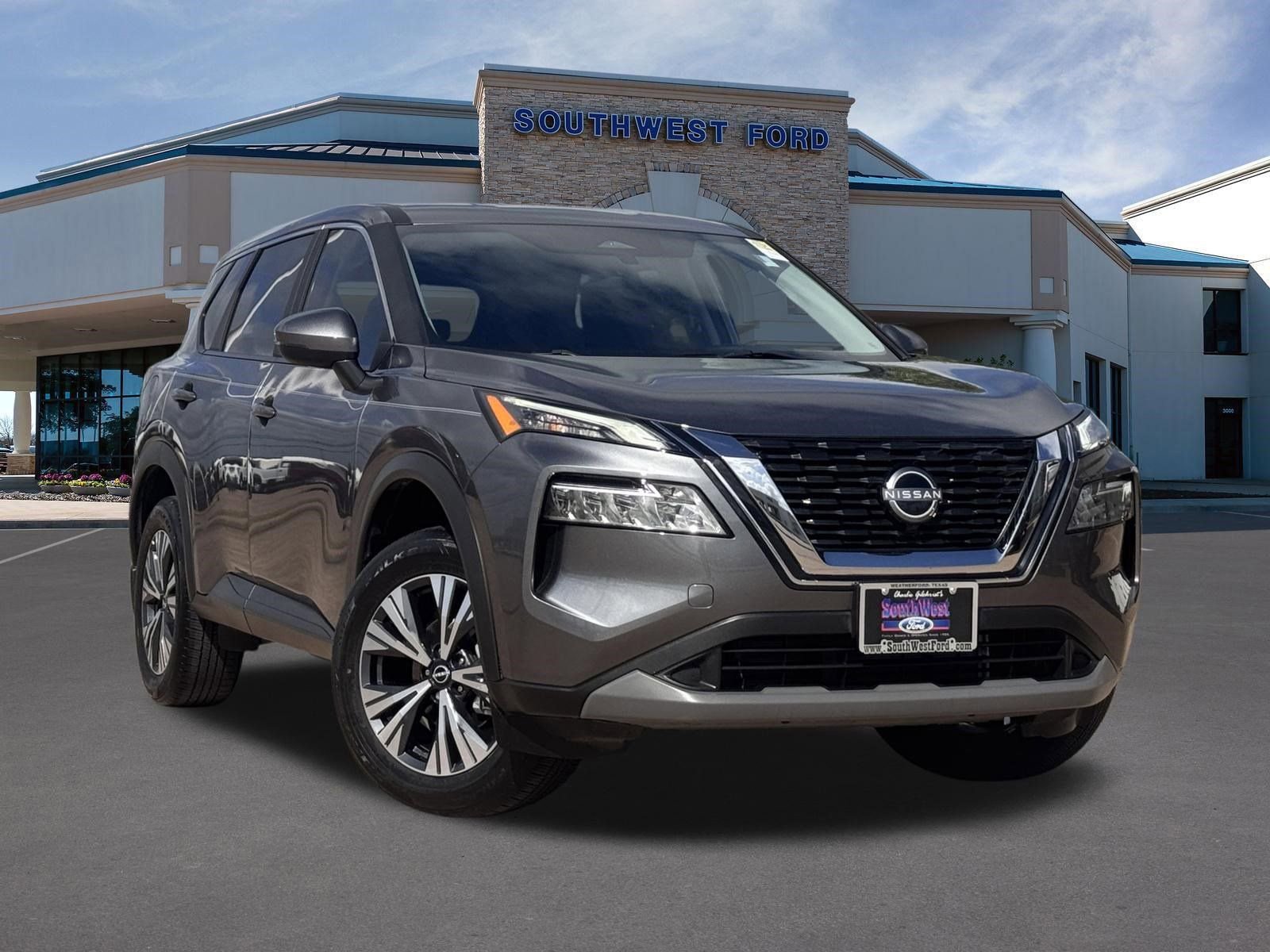 Used 2023 Nissan Rogue SV
