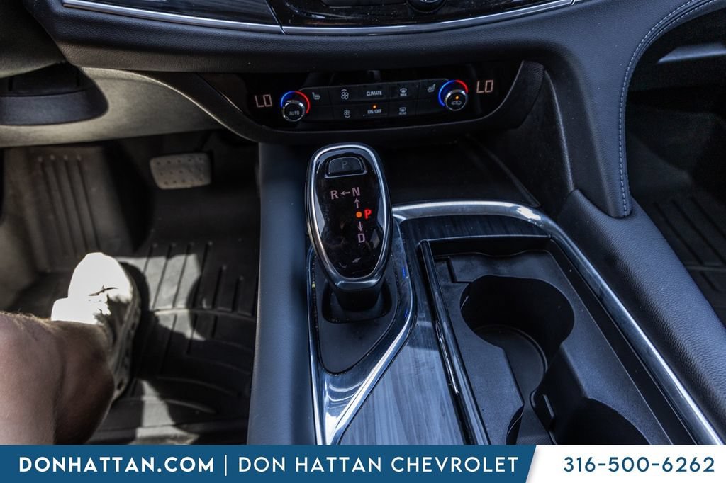 Used 2021 Buick Enclave Essence w/ LPO, Floor Liner Package FWD image 10