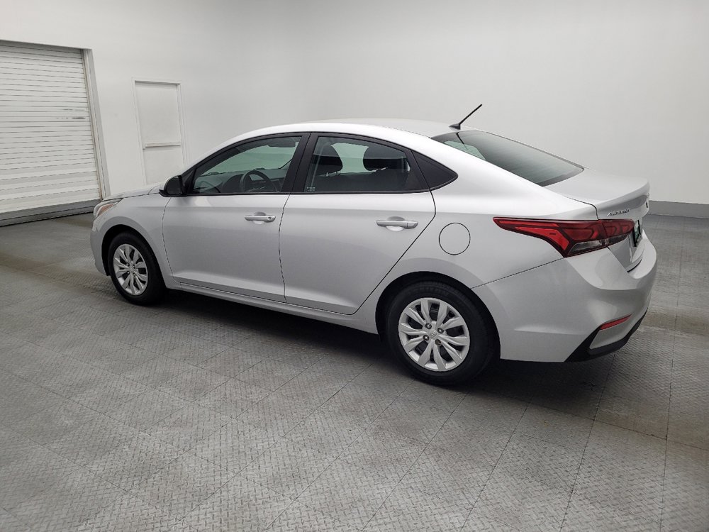 Used 2021 Hyundai Accent SE image 3