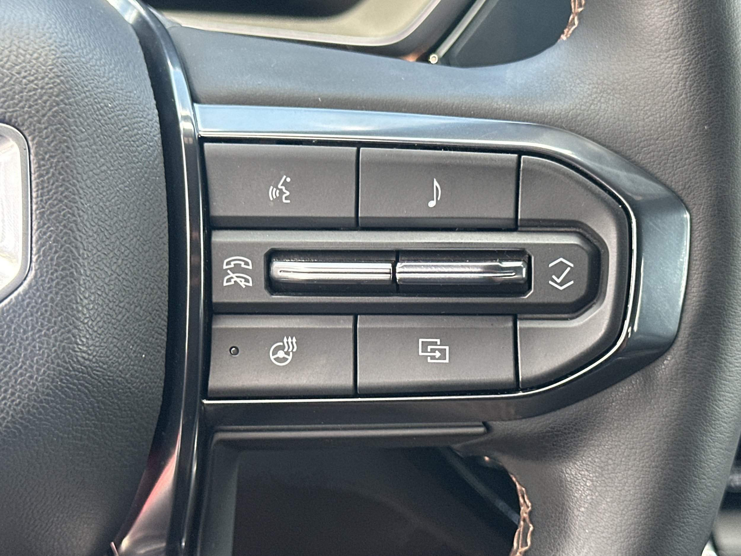 Used 2023 GMC Canyon AT4 w/ AT4 Premium Package AWD/4WD image 25