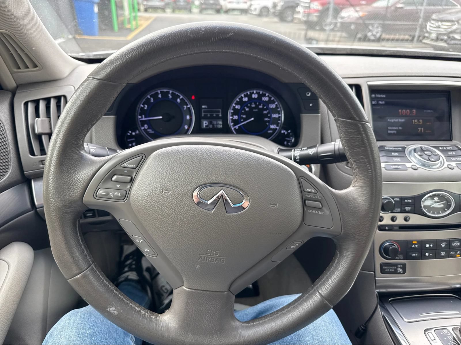 Used 2015 INFINITI Q40 AWD w/ Moonroof Package image 17