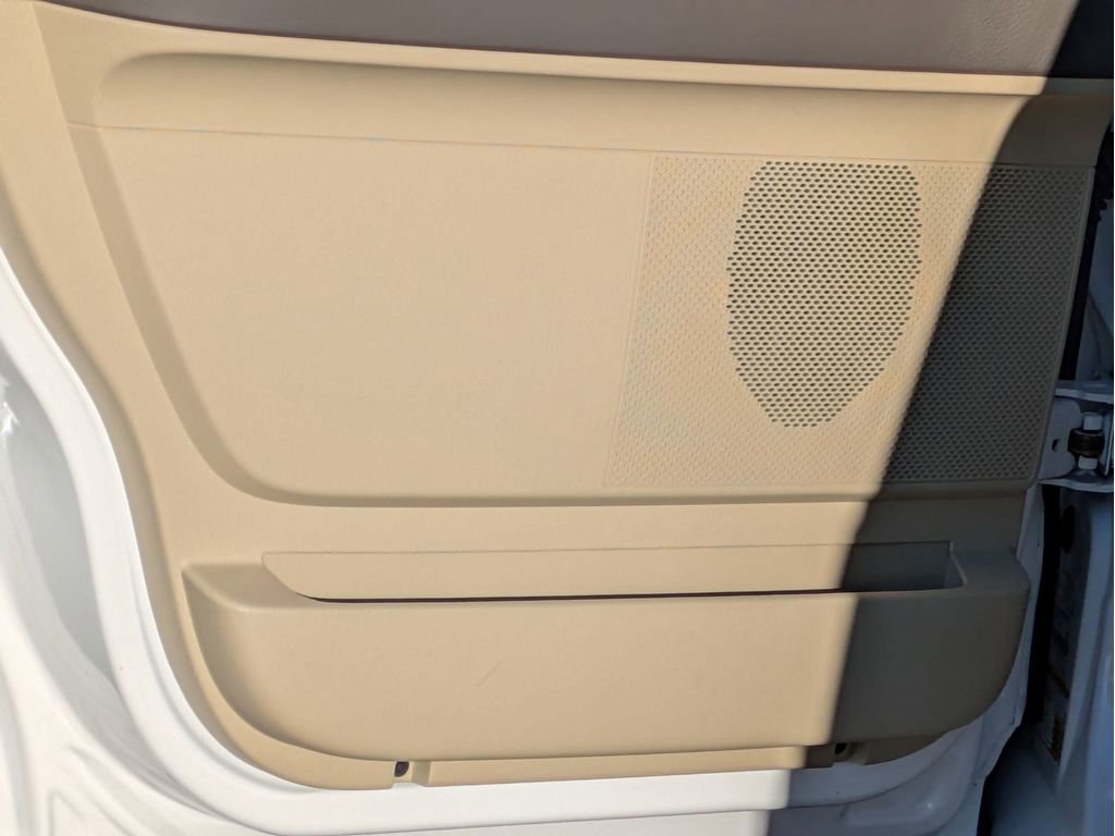 Used 2017 Lincoln Navigator Reserve image 26