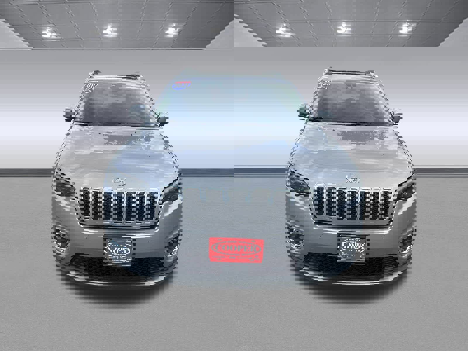 Used 2021 Jeep Cherokee Limited image 2