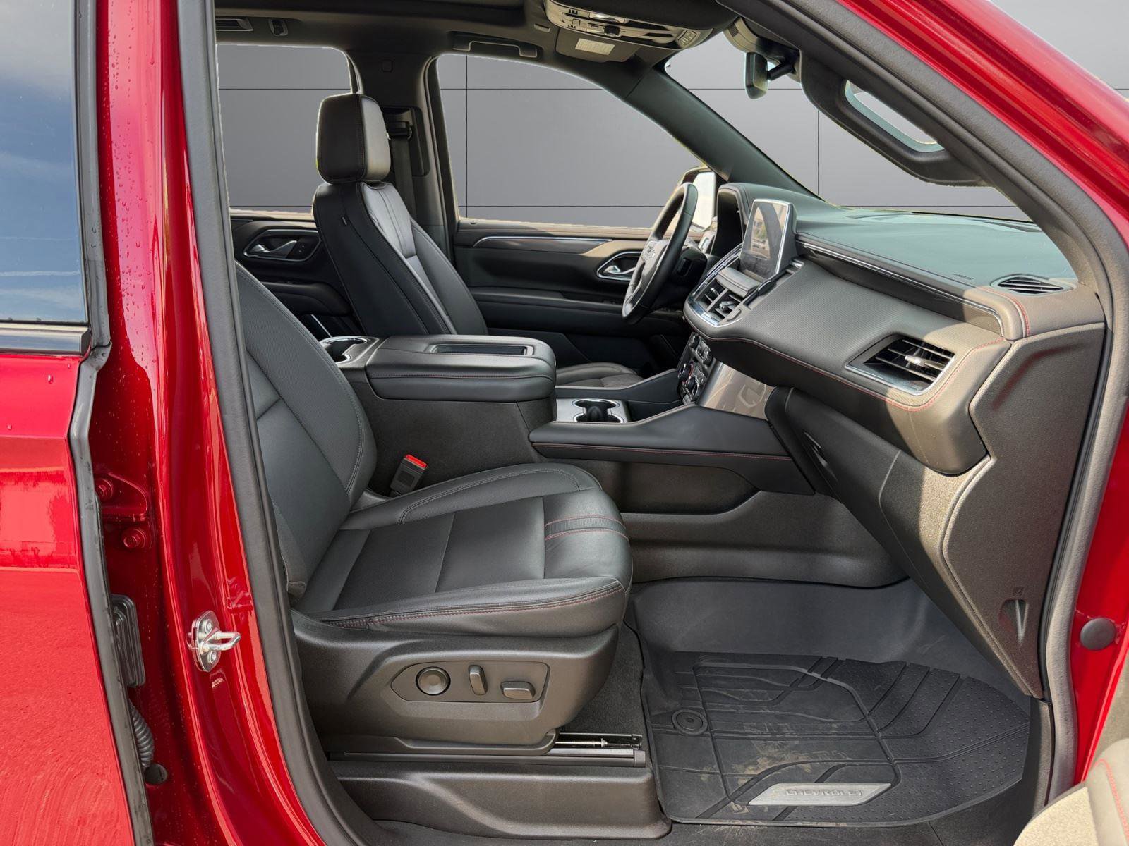Used 2023 Chevrolet Tahoe RST image 7