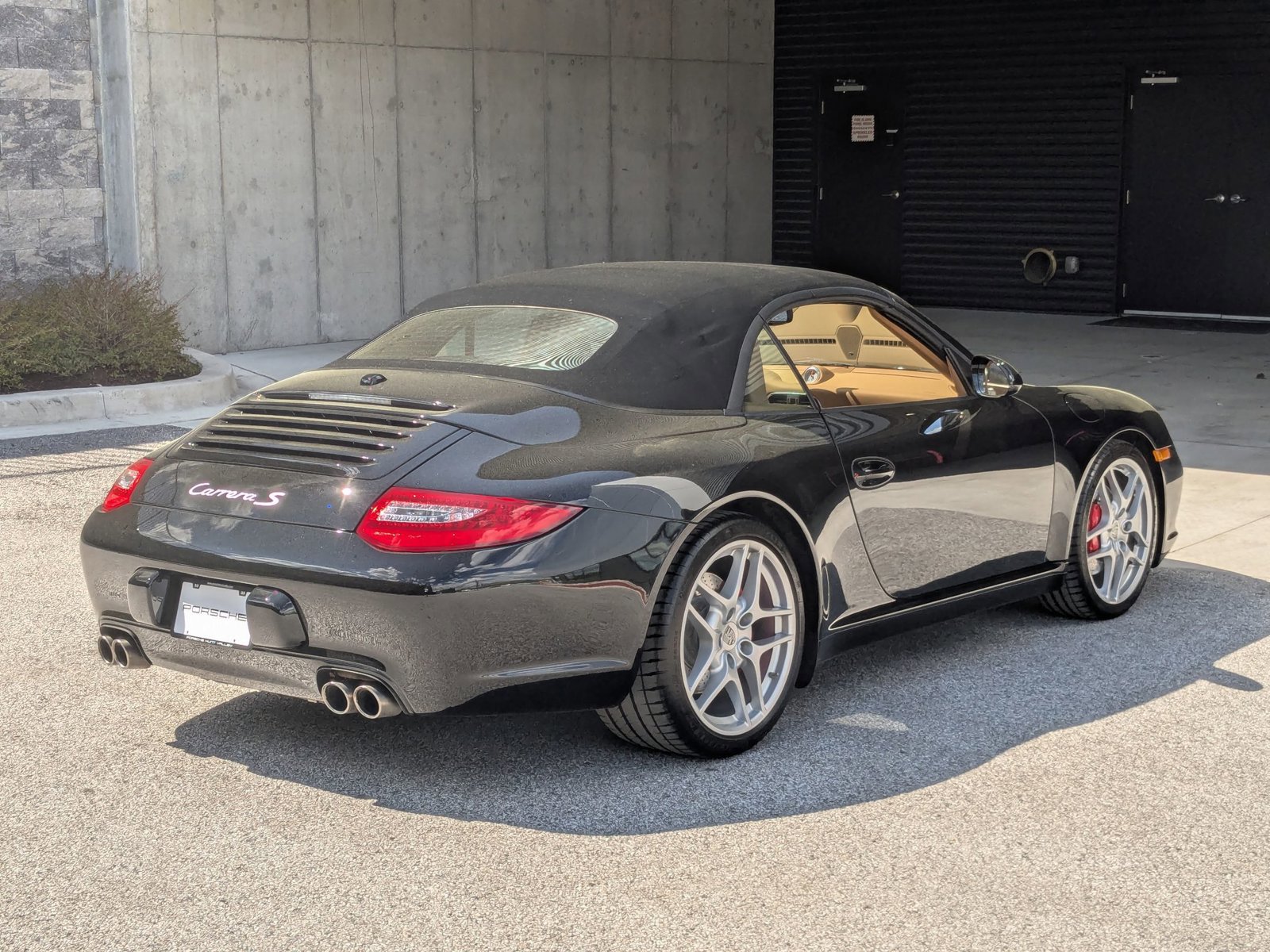 Used 2009 Porsche 911 Carrera S RWD image 9