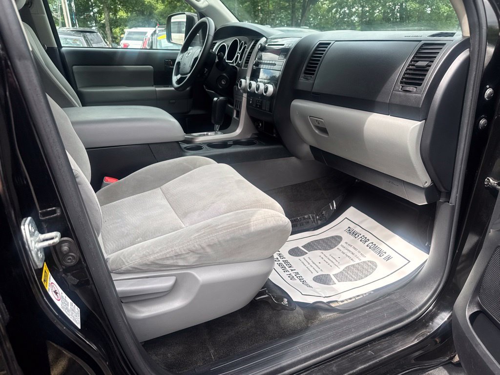 Used 2012 Toyota Sequoia SR5 AWD/4WD image 45