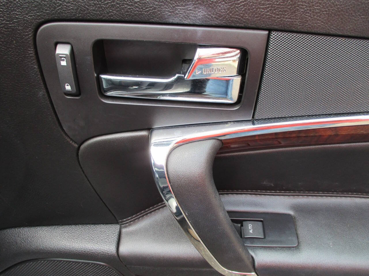 Used 2010 Lincoln MKZ FWD image 29