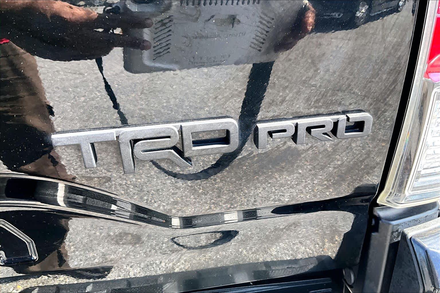 Used 2018 Toyota Tacoma TRD Pro AWD/4WD image 10