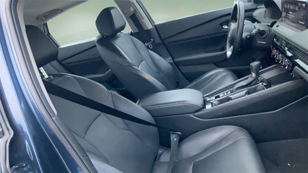 Used 2023 Honda Accord Touring image 15
