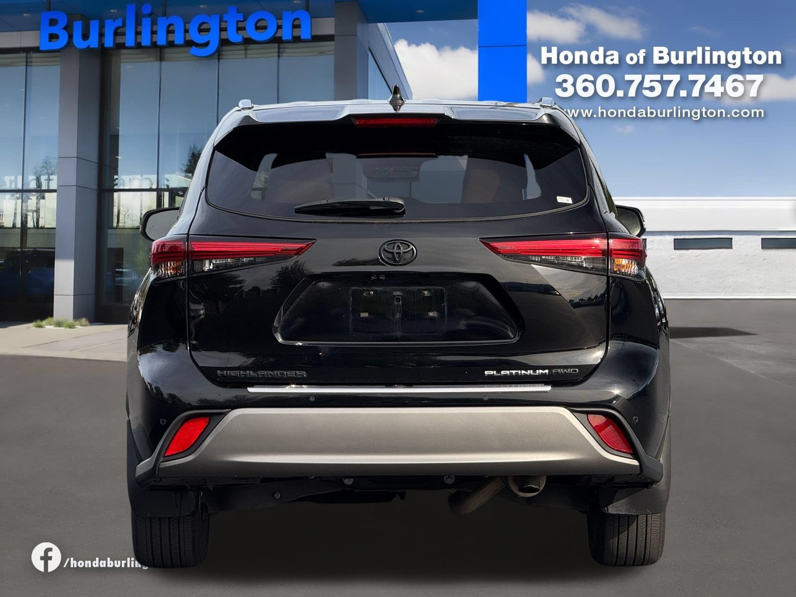 Used 2023 Toyota Highlander Platinum AWD/4WD image 5