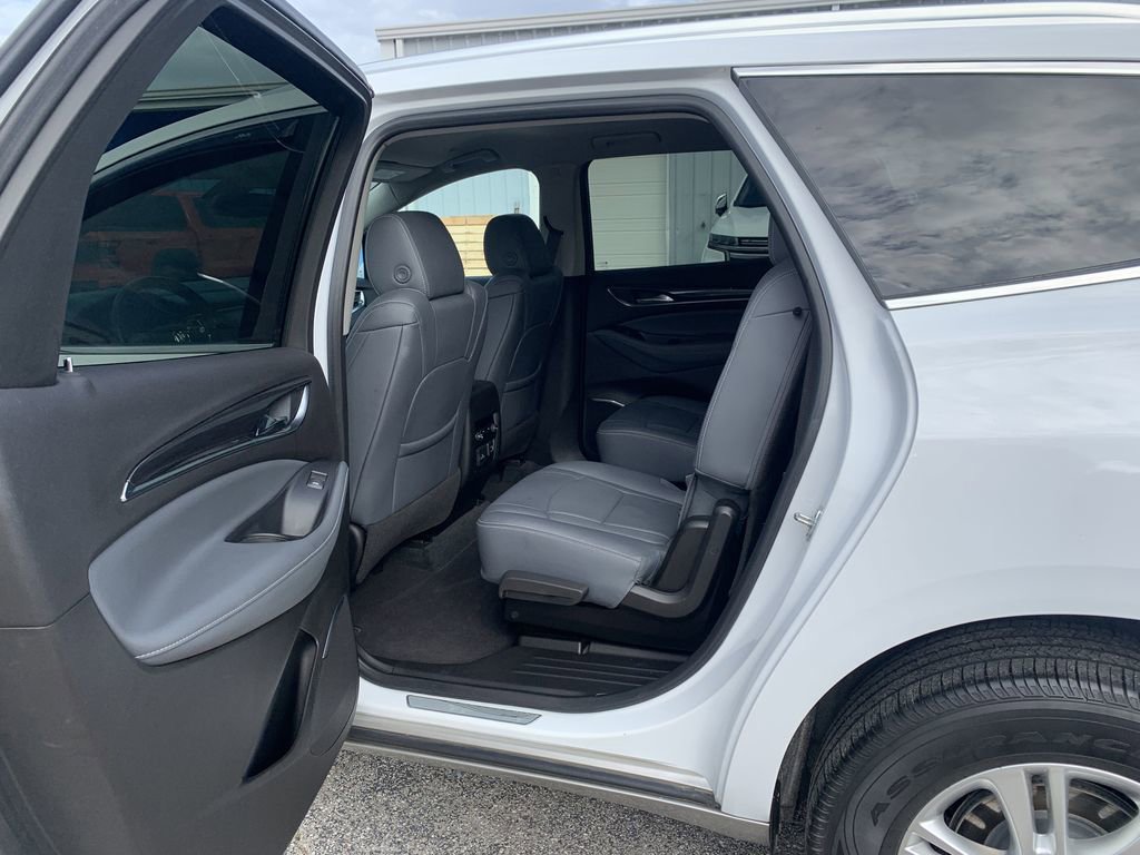 Used 2021 Buick Enclave Essence w/ Sound and Sites Package image 15