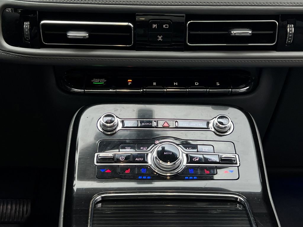 Certified 2023 Lincoln Nautilus Reserve w/ Monochromatic Package image 27