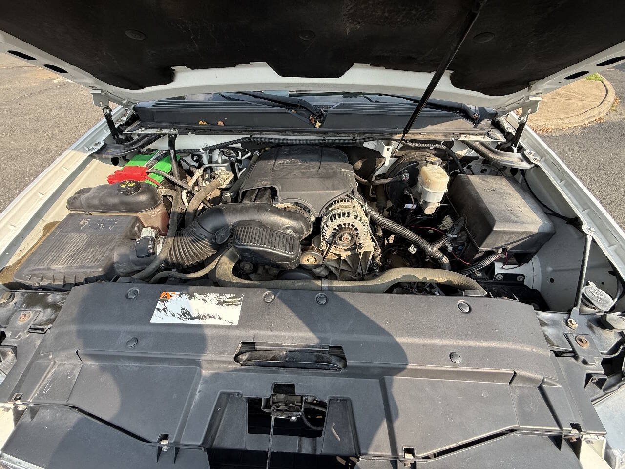 Used 2012 Chevrolet Suburban LT AWD/4WD image 23