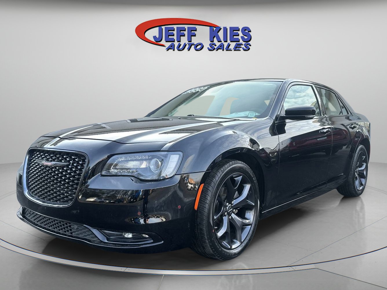 Used 2023 Chrysler 300 S