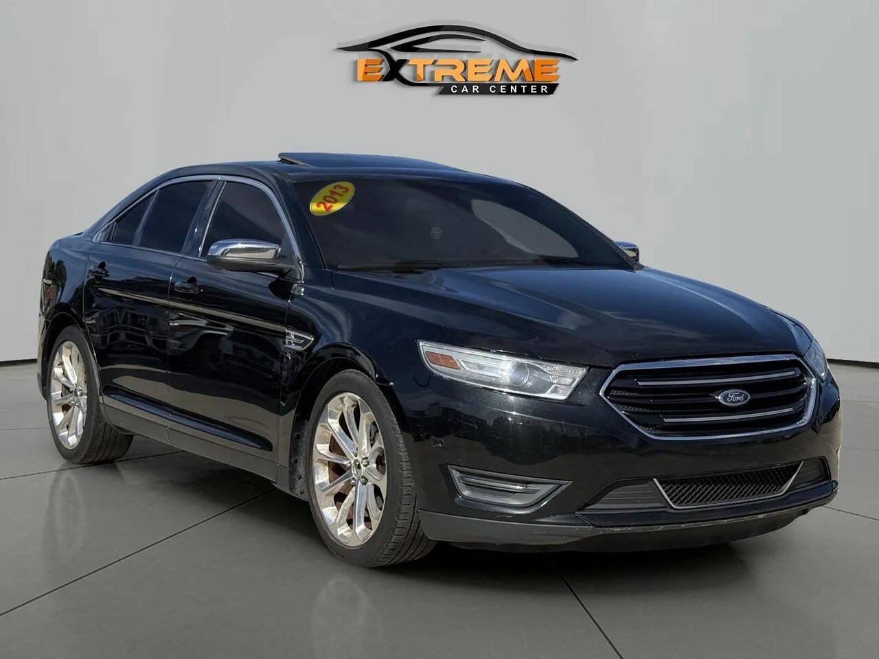 Used 2013 Ford Taurus Limited FWD image 8