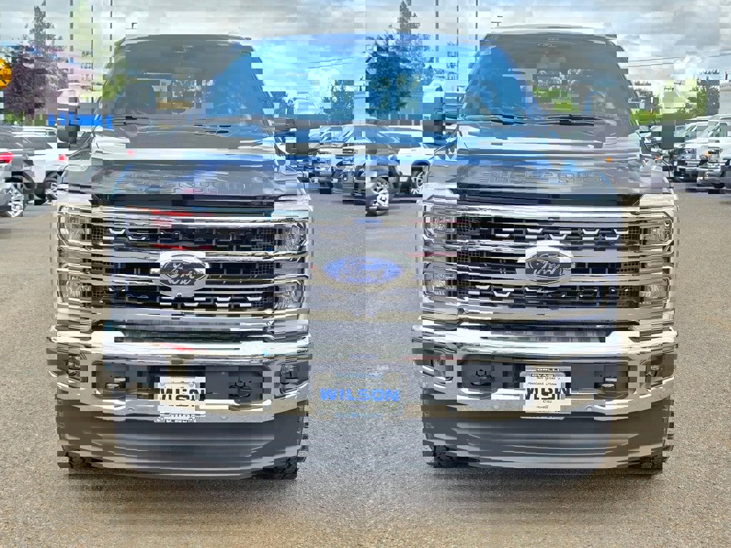 New 2025 Ford F350 King Ranch w/ Chrome Package image 3