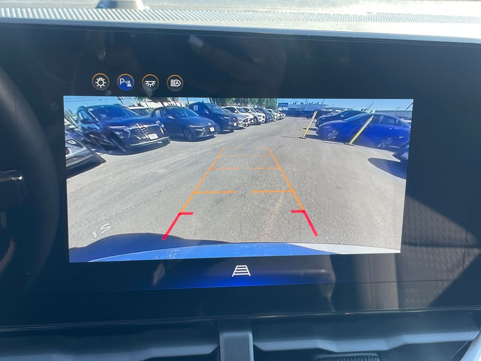 Used 2025 Chevrolet Equinox LT image 17