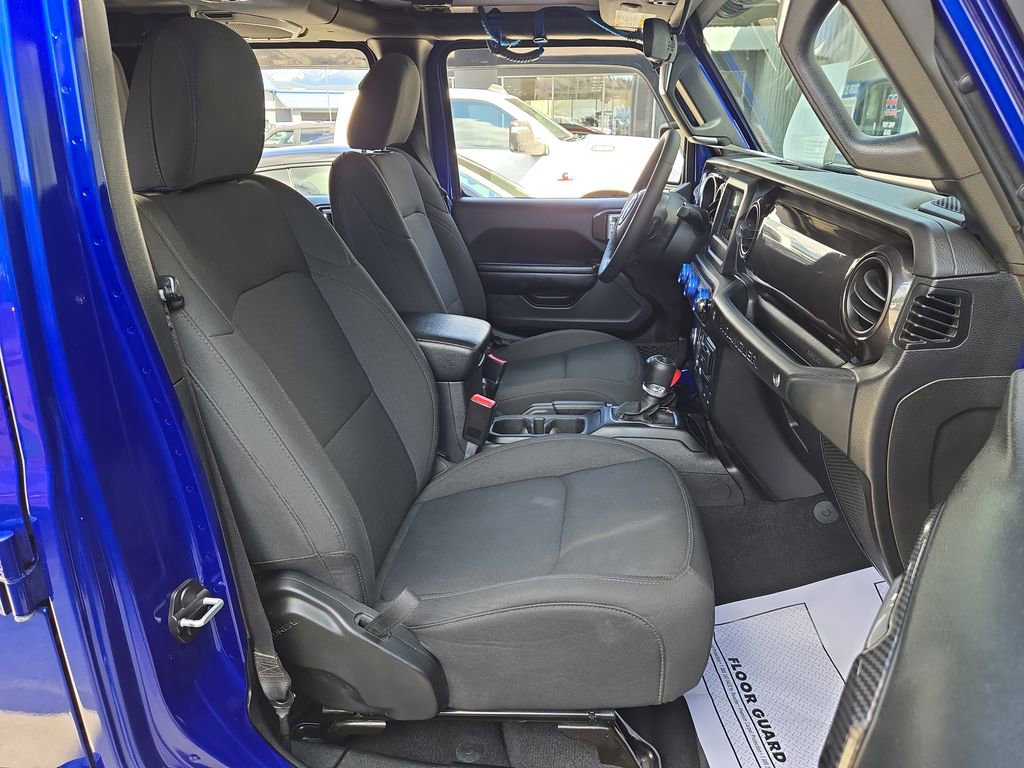 Used 2020 Jeep Wrangler Unlimited Sport AWD/4WD image 16