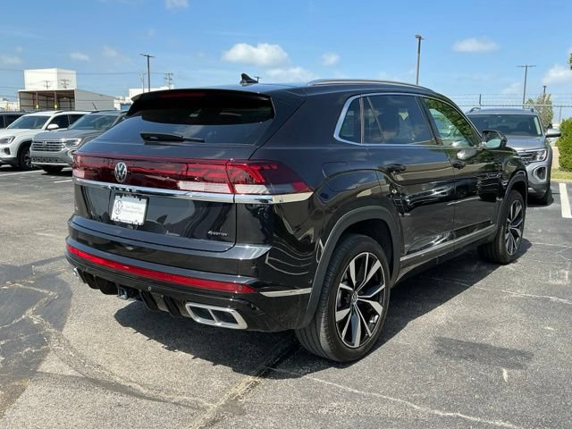 Used 2024 Volkswagen Atlas Cross Sport SEL Premium R-Line AWD/4WD image 3