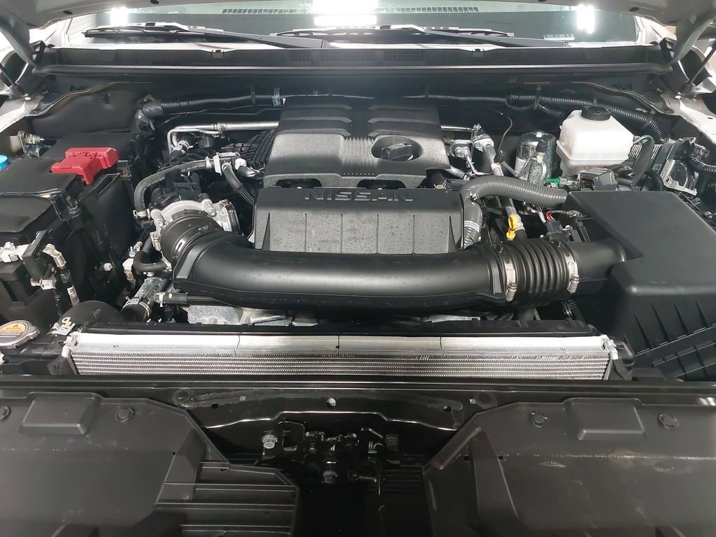 Used 2024 Nissan Frontier PRO-4X w/ Pro Convenience Package image 30
