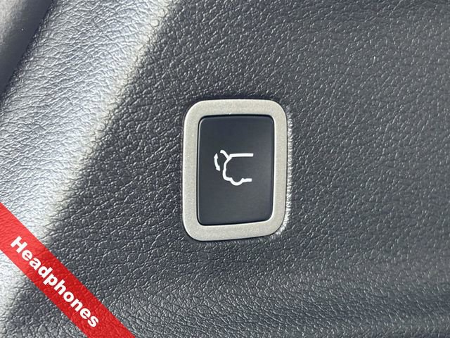 New 2026 Chrysler Pacifica Pinnacle w/ Trailer Tow Group image 45