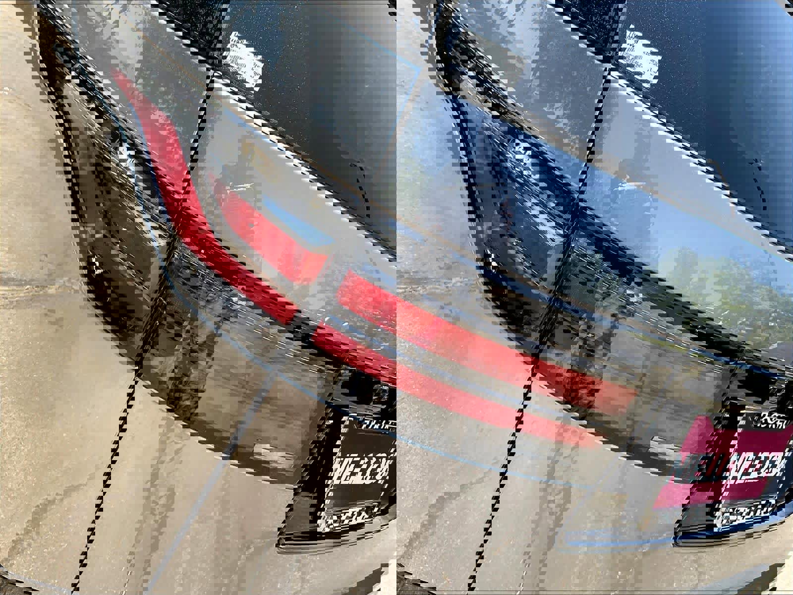 New 2025 Land Rover Discovery Dynamic SE image 25