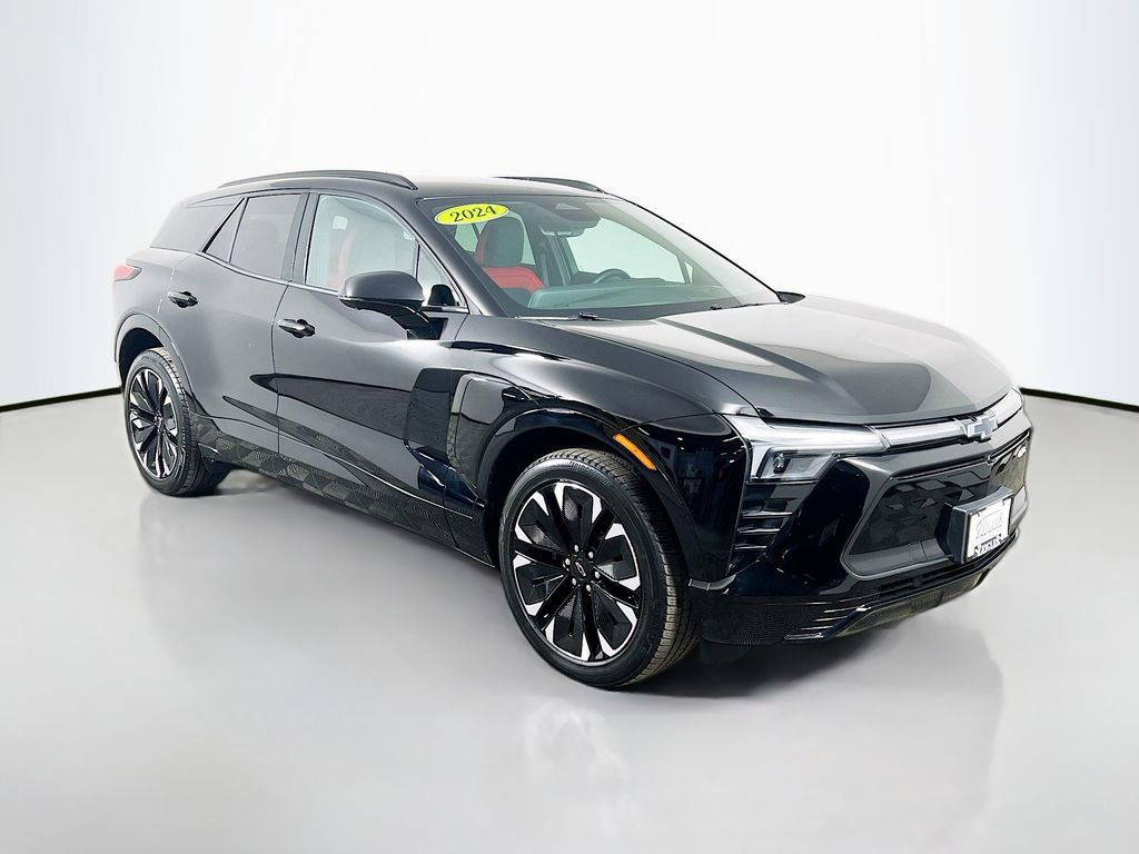 Used 2024 Chevrolet Blazer EV RS image 3