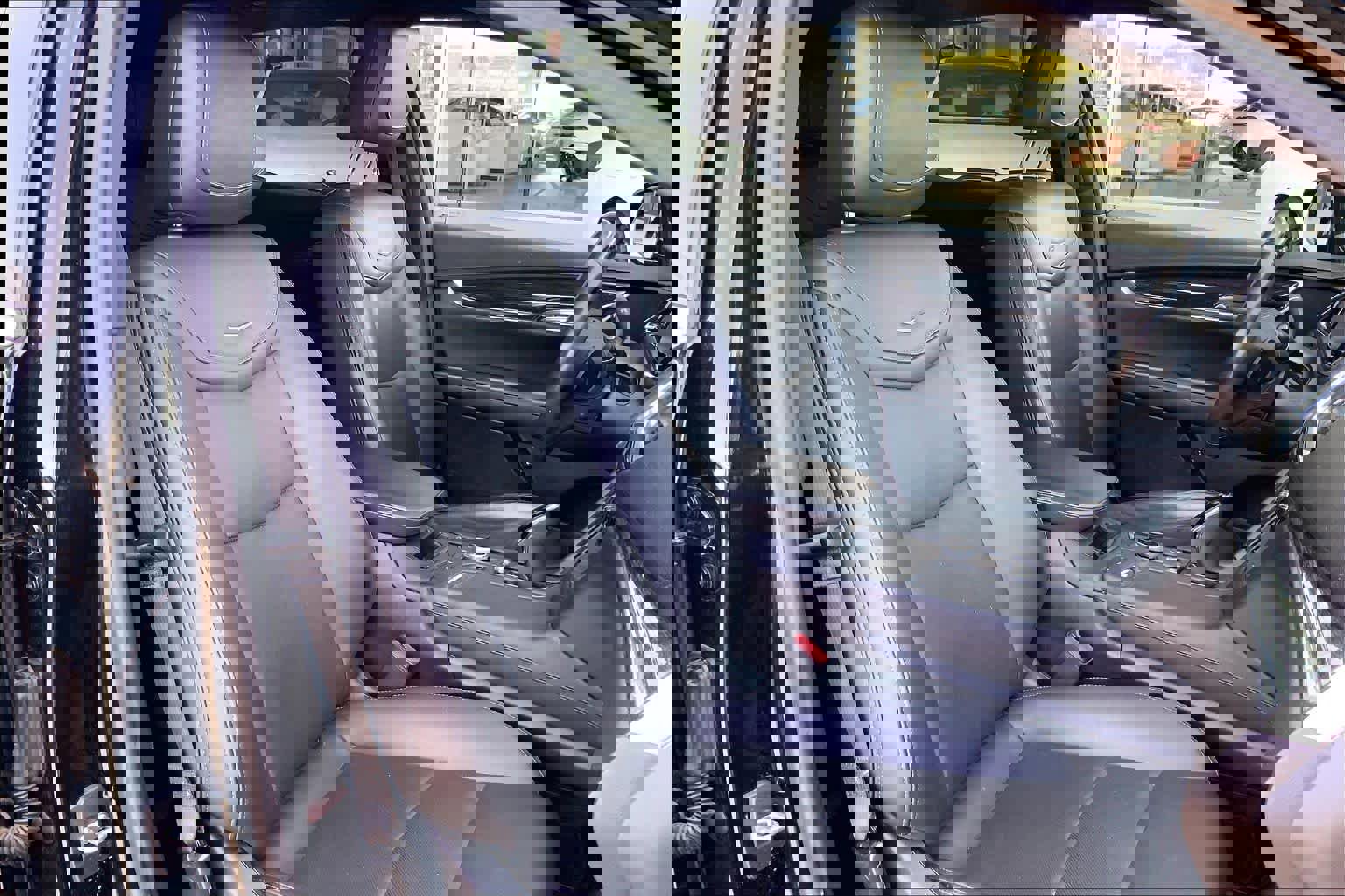 Used 2022 Cadillac XT5 Premium Luxury w/ LPO, Premium Carpet Package image 8