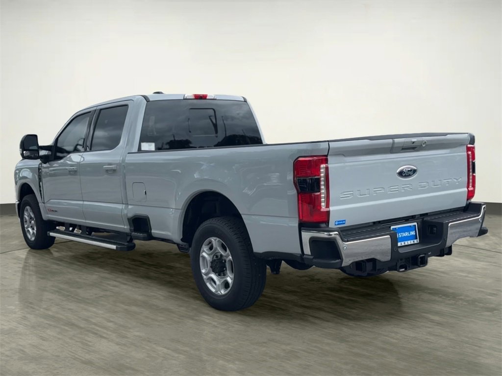New 2026 Ford F250 XL image 3