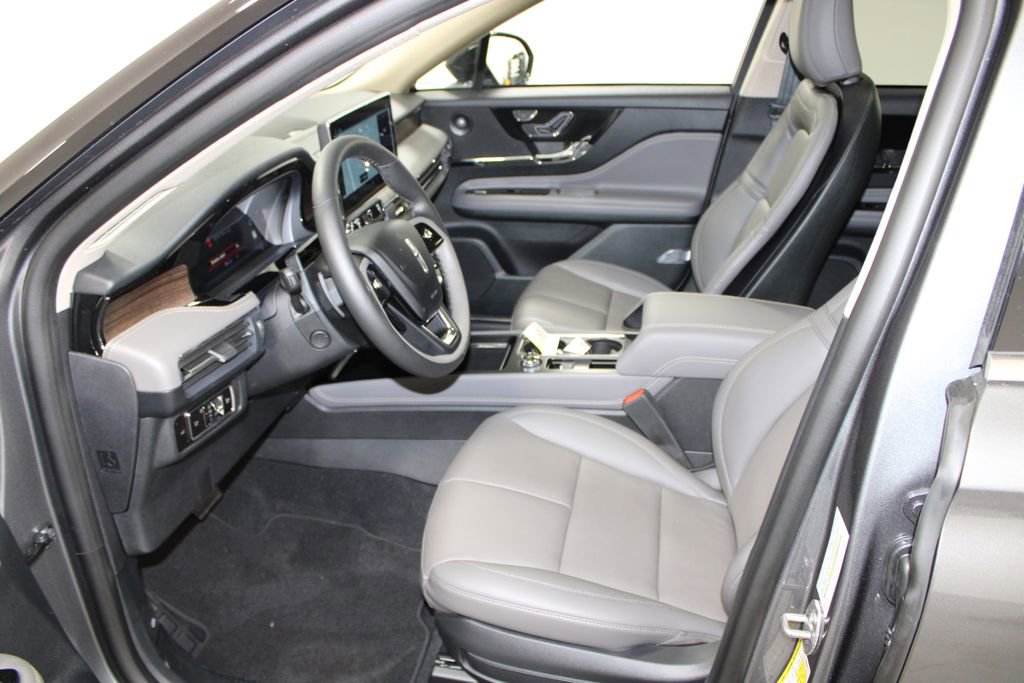 New 2026 Lincoln Corsair Reserve image 22