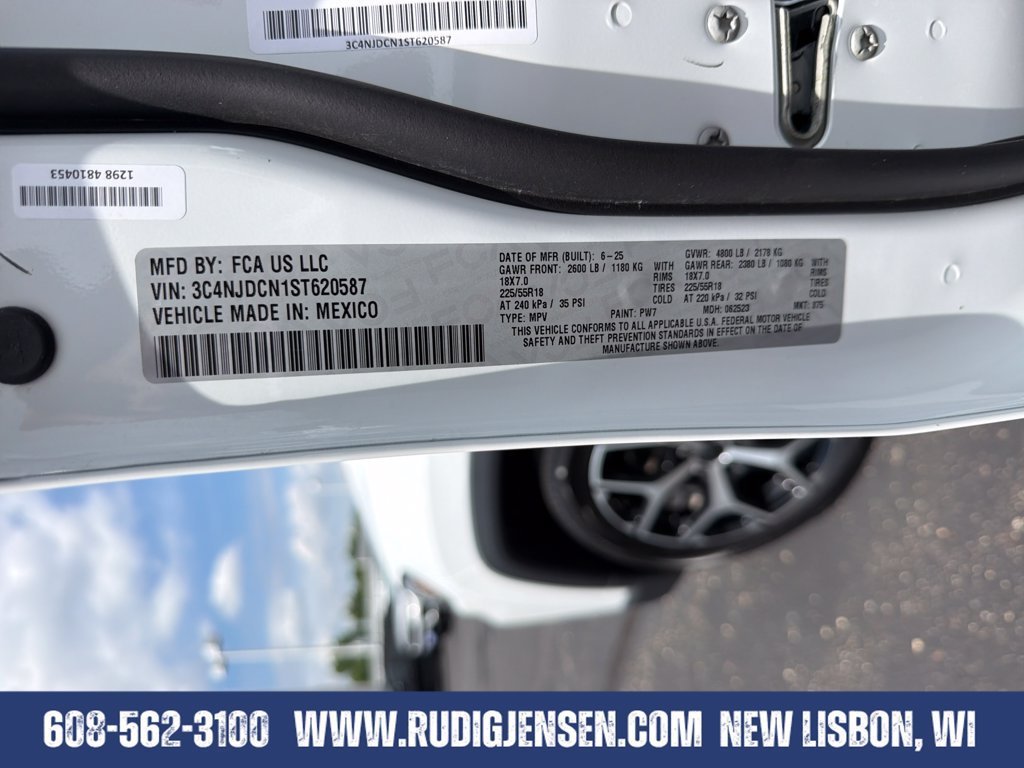 Used 2025 Jeep Compass Limited AWD/4WD image 28