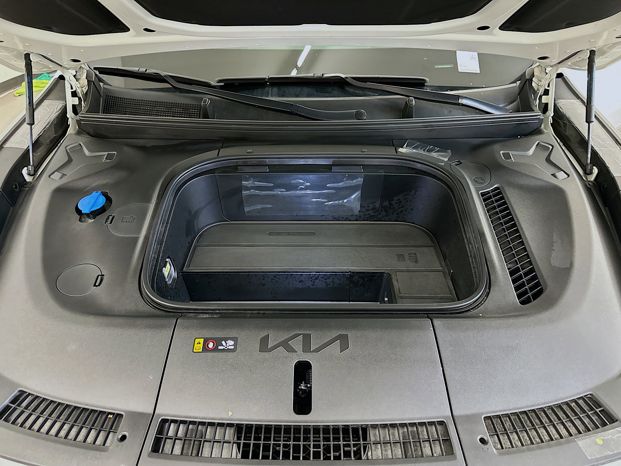 Used 2024 Kia EV9 Wind image 36