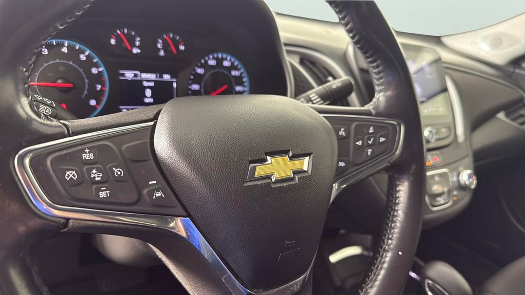 Used 2021 Chevrolet Malibu RS image 24