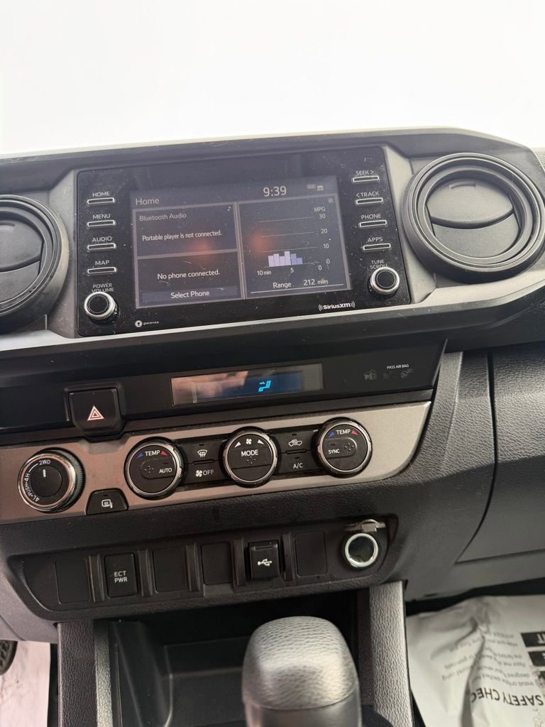 Used 2022 Toyota Tacoma SR image 12