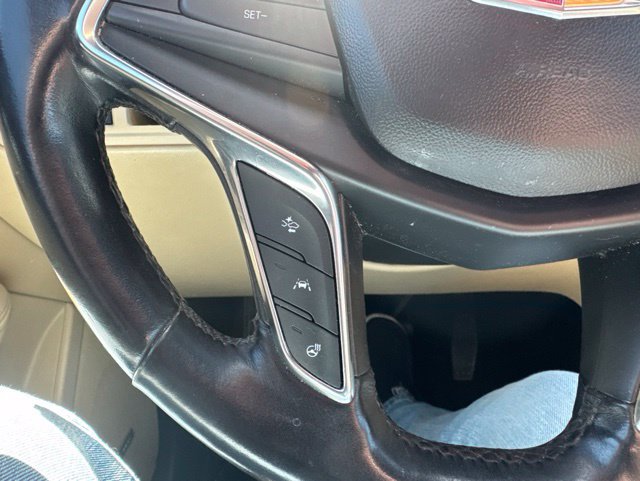 Used 2019 Cadillac XT5 Luxury FWD image 25