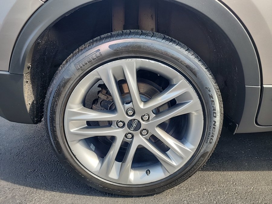 Used 2019 Lincoln MKC Reserve w/ MKC Climate Package AWD/4WD image 13
