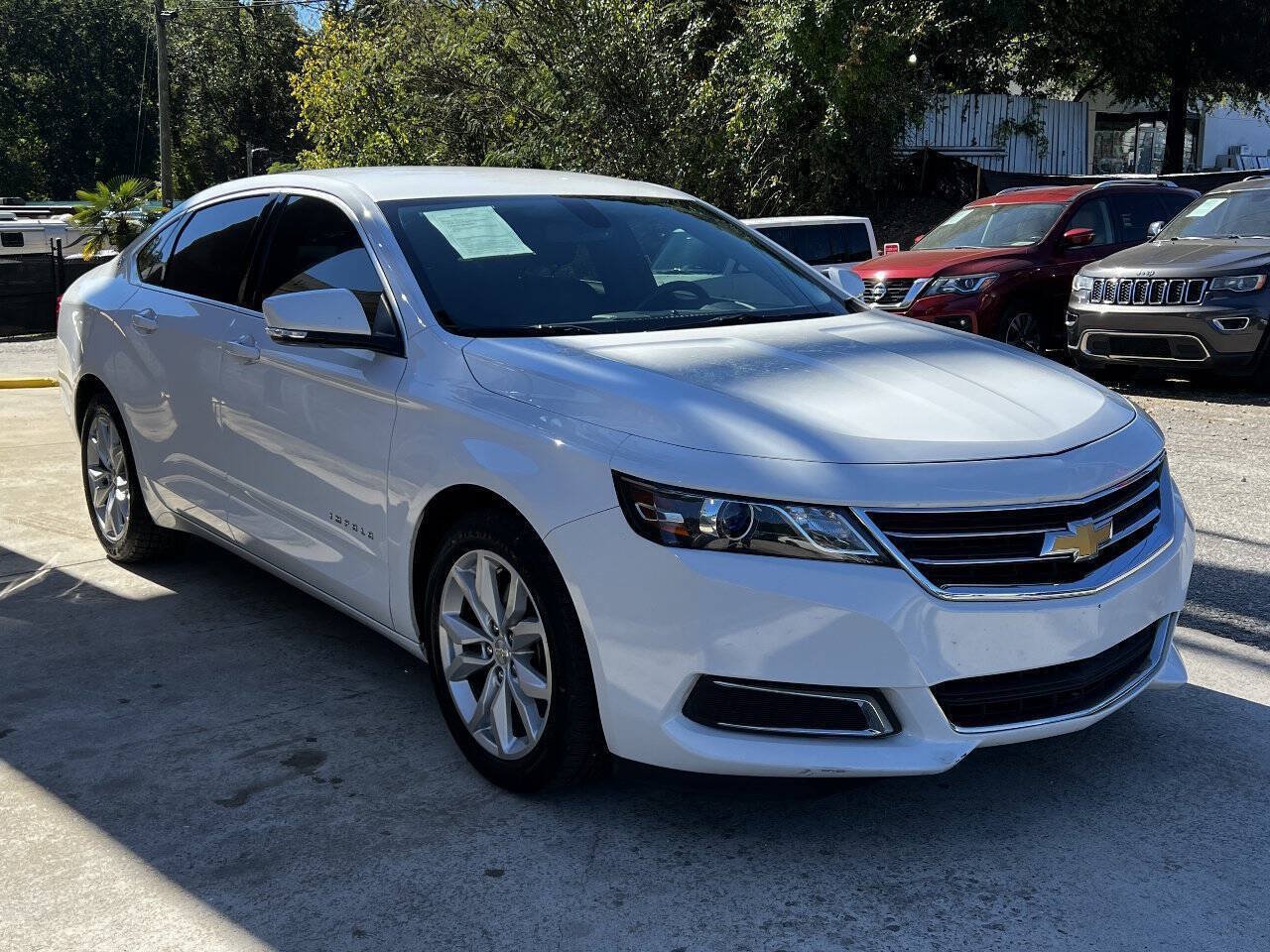Used 2016 Chevrolet Impala LT w/ Convenience Package FWD image 8