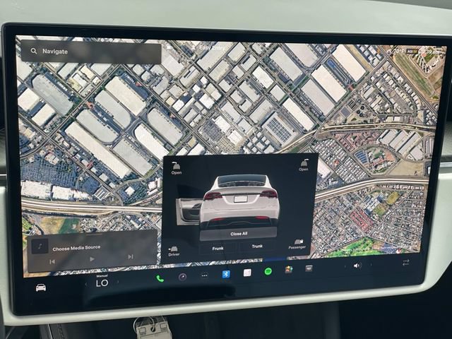 Used 2023 Tesla Model X Plaid AWD/4WD image 10